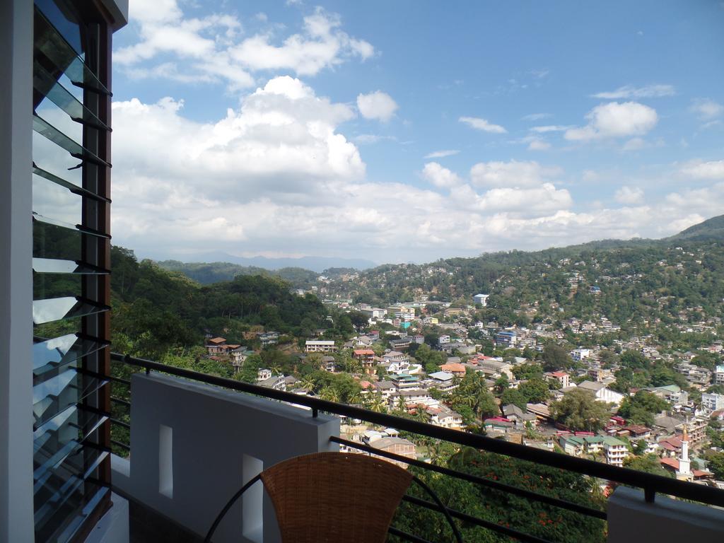 Kandyan Bluestar Villa מראה חיצוני תמונה