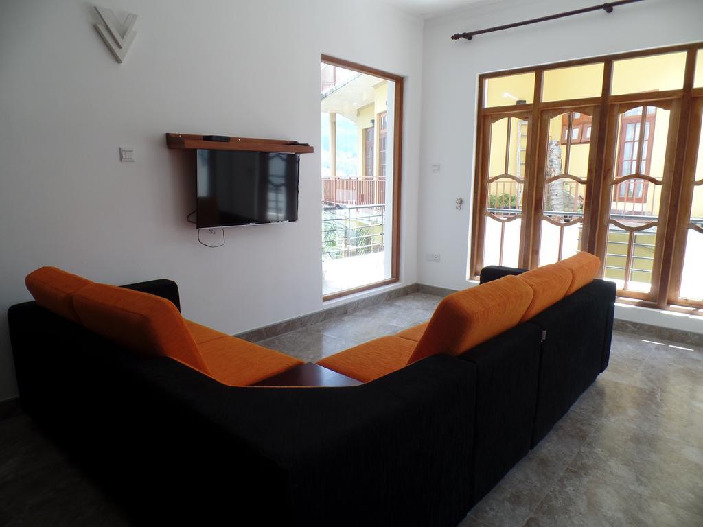 Kandyan Bluestar Villa מראה חיצוני תמונה