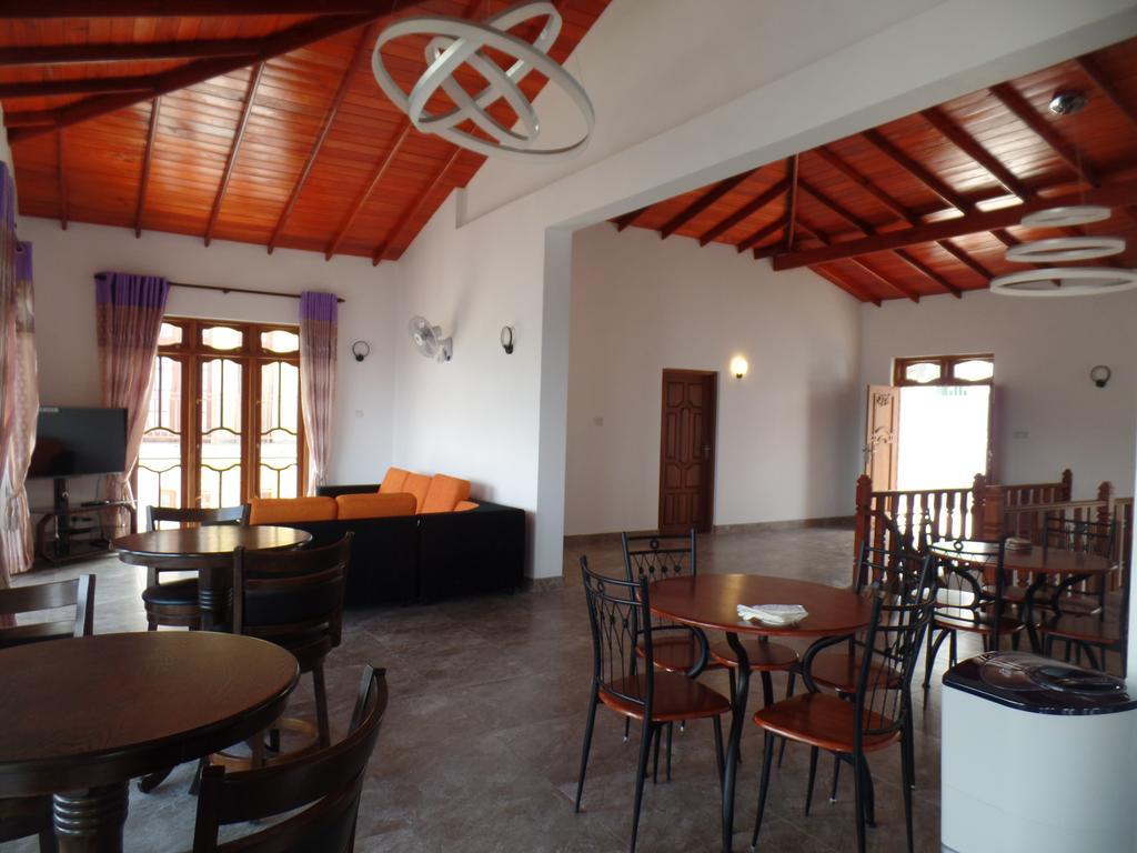 Kandyan Bluestar Villa מראה חיצוני תמונה
