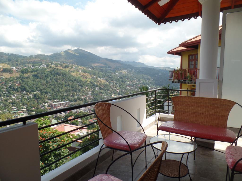 Kandyan Bluestar Villa מראה חיצוני תמונה