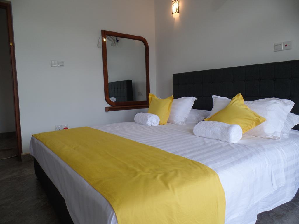 Kandyan Bluestar Villa חדר תמונה