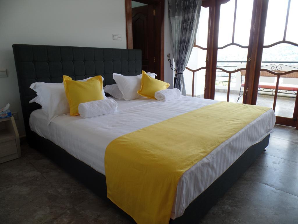 Kandyan Bluestar Villa חדר תמונה