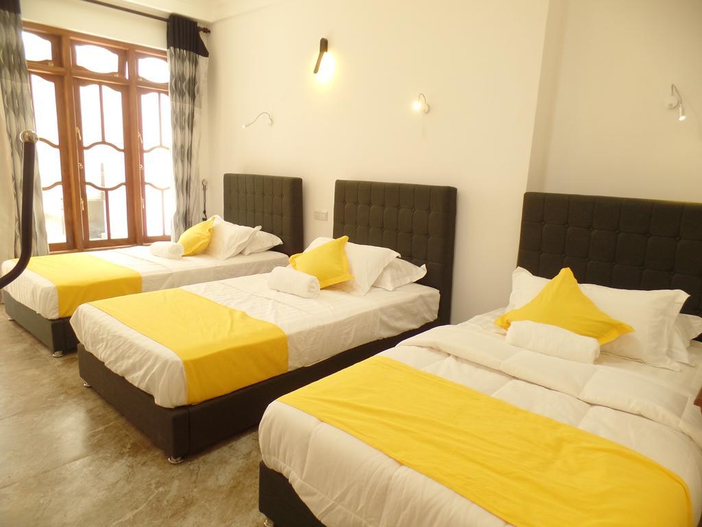 Kandyan Bluestar Villa חדר תמונה
