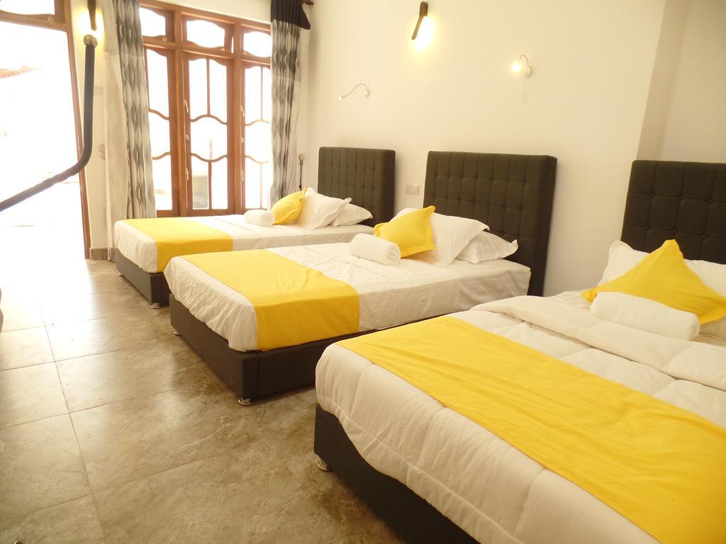 Kandyan Bluestar Villa חדר תמונה